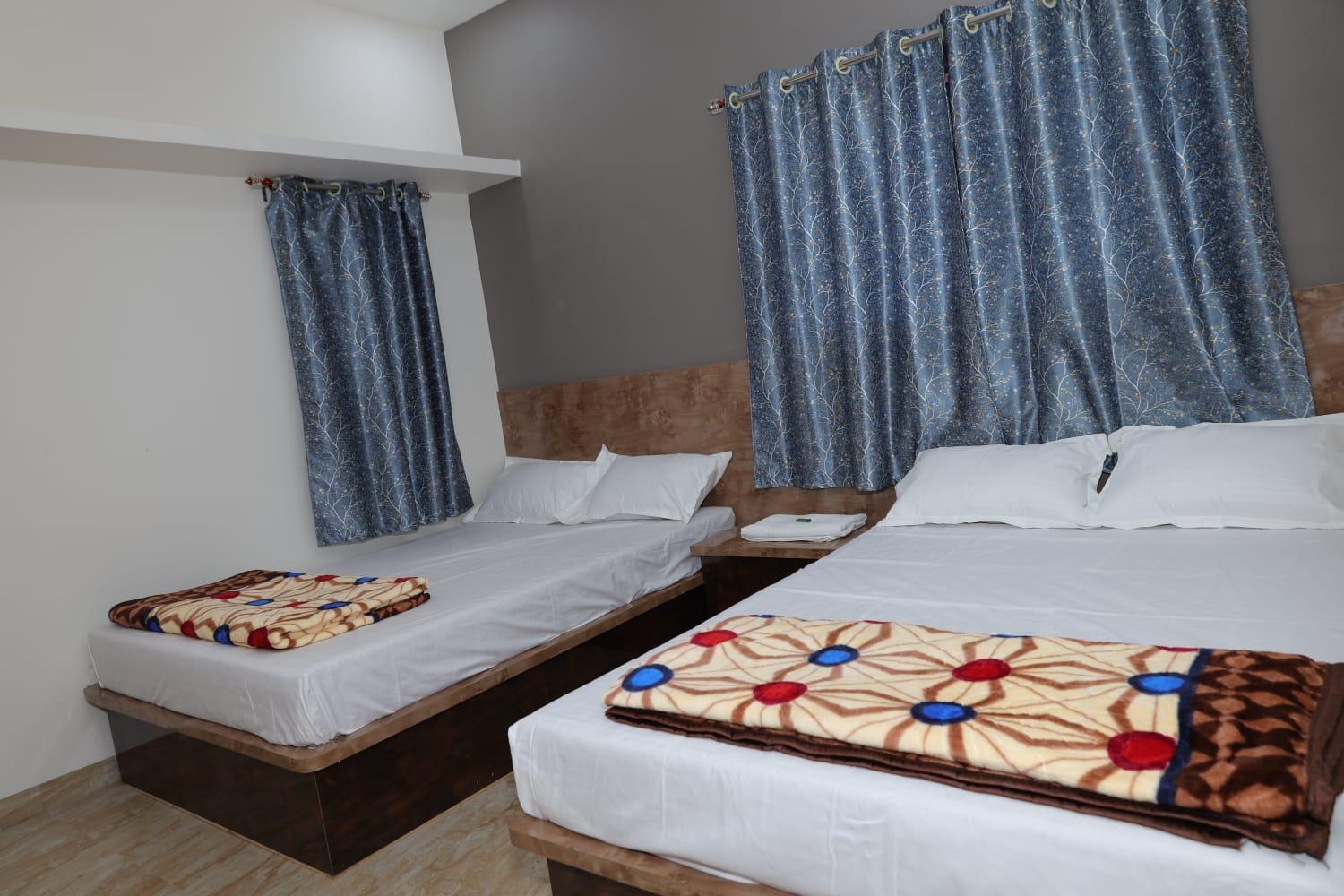 מלון Ellora Shree Jyotirlinga Residency מראה חיצוני תמונה
